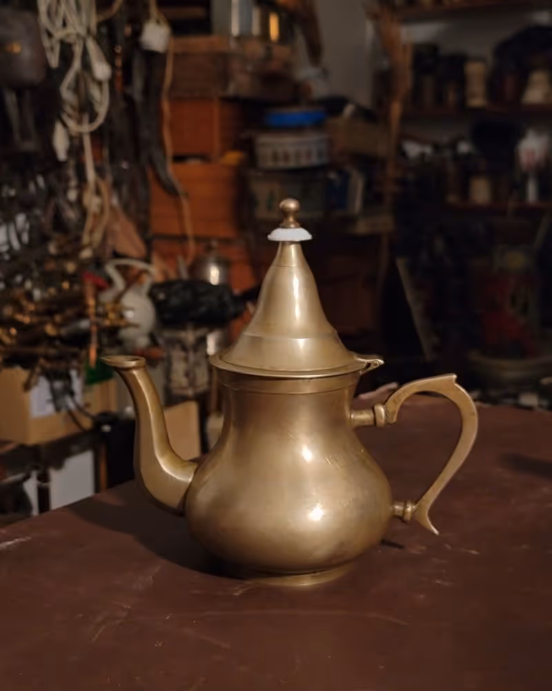 Théière en cuivre