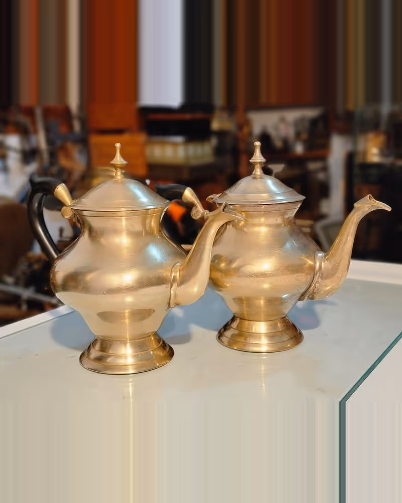 Deux anciennes Théières en cuivre.