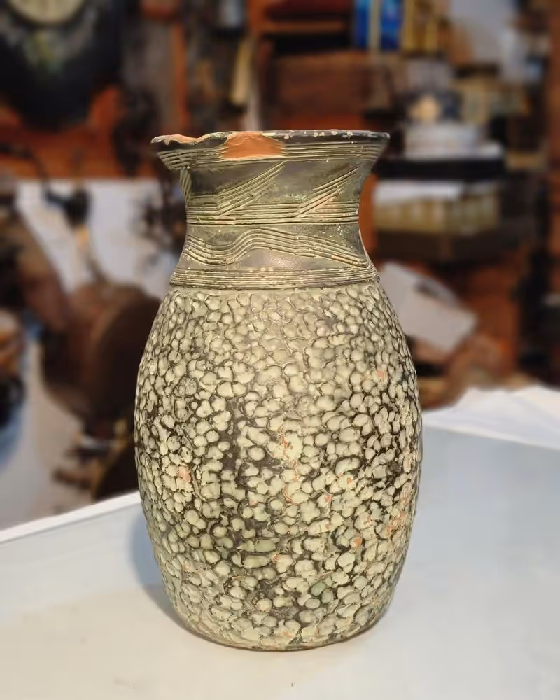 Vase vintage en terre cuite